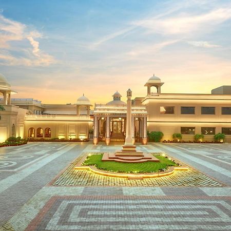 Heritage Village Resort & Spa Manesar-Γκουργκάον Εξωτερικό φωτογραφία